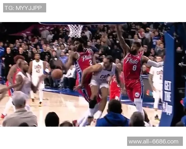 泰森巧妙利用诱饵战术助攻莫布里成功制胜展现团队精神