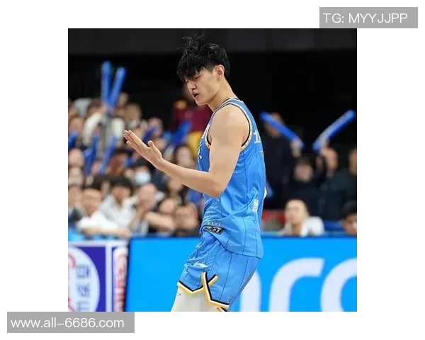 曾凡博引发球迷热潮高价票却让期待变失望的夜晚